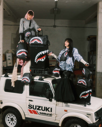 SPRAYGROUND® SLING SHARKS IN PARIS BALLOON BLACK MESSENGER SLING